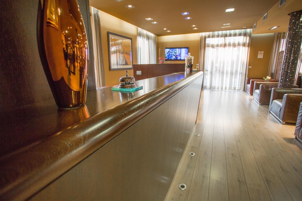 Hotel Fortyfive ชีวัสโซ ภายนอก รูปภาพ