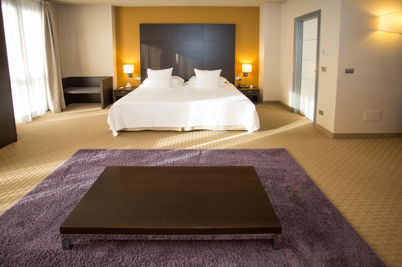 Hotel Fortyfive ชีวัสโซ ภายนอก รูปภาพ